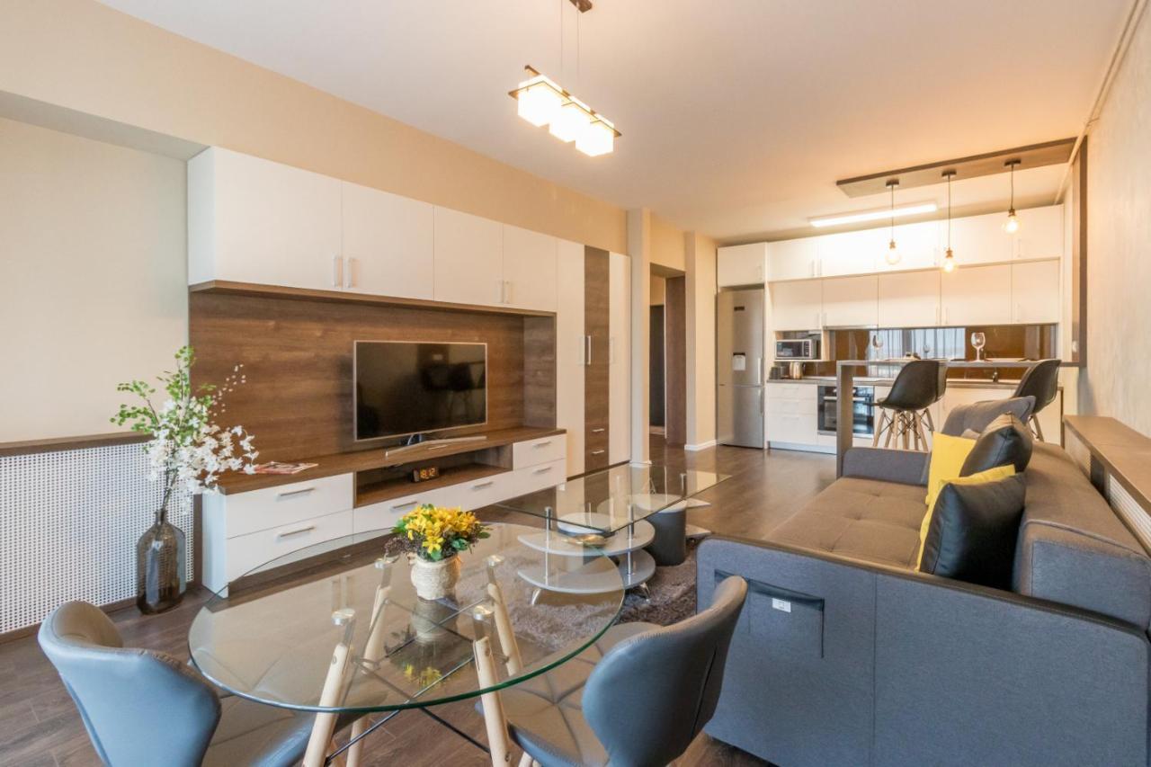 Modern Downtown Apartment Cluj-Napoca